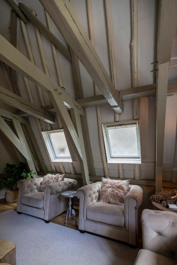 Heritage 17Th Century Supreme City Penthouse ลีวาร์เดิน ภายนอก รูปภาพ